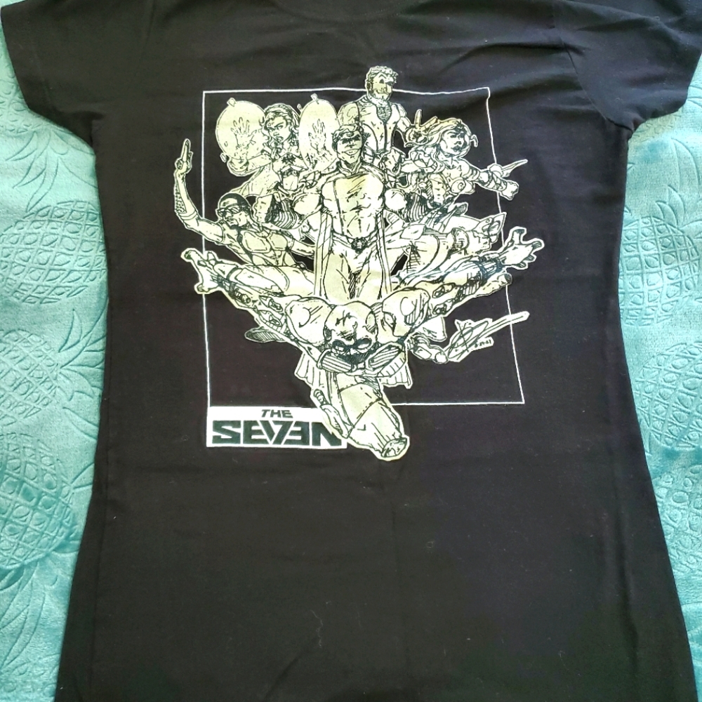 Like new "The Boys" crew tshirt